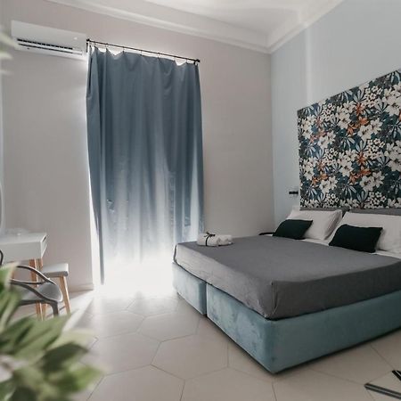 Domus Marina Rooms Νάπολη Εξωτερικό φωτογραφία