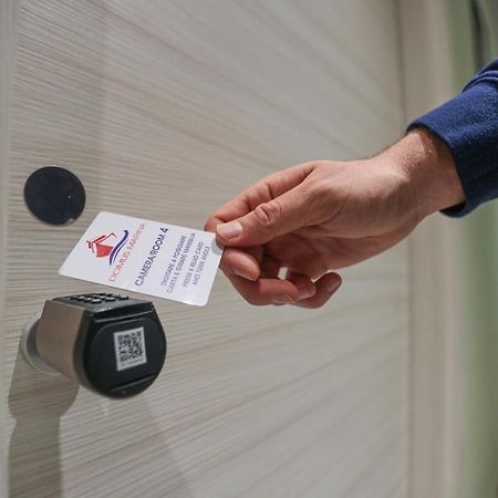 Domus Marina Rooms Νάπολη Εξωτερικό φωτογραφία