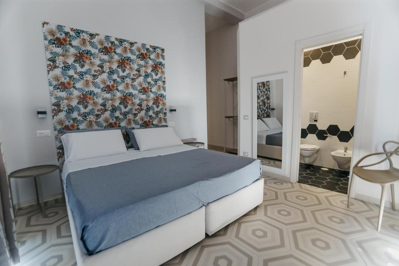 Domus Marina Rooms Νάπολη Εξωτερικό φωτογραφία