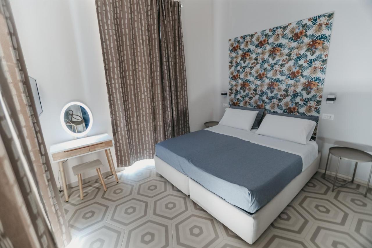 Domus Marina Rooms Νάπολη Εξωτερικό φωτογραφία