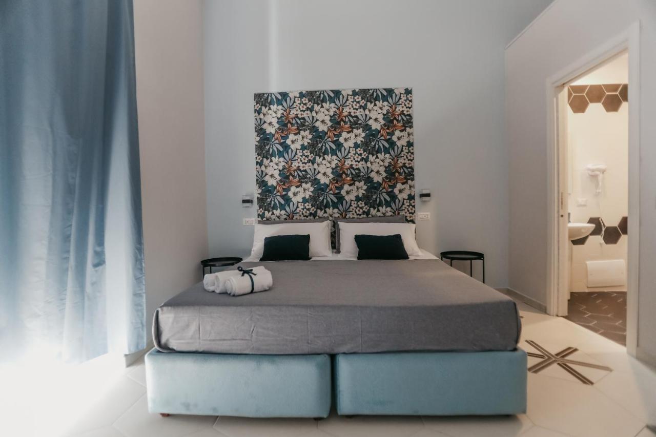 Domus Marina Rooms Νάπολη Εξωτερικό φωτογραφία