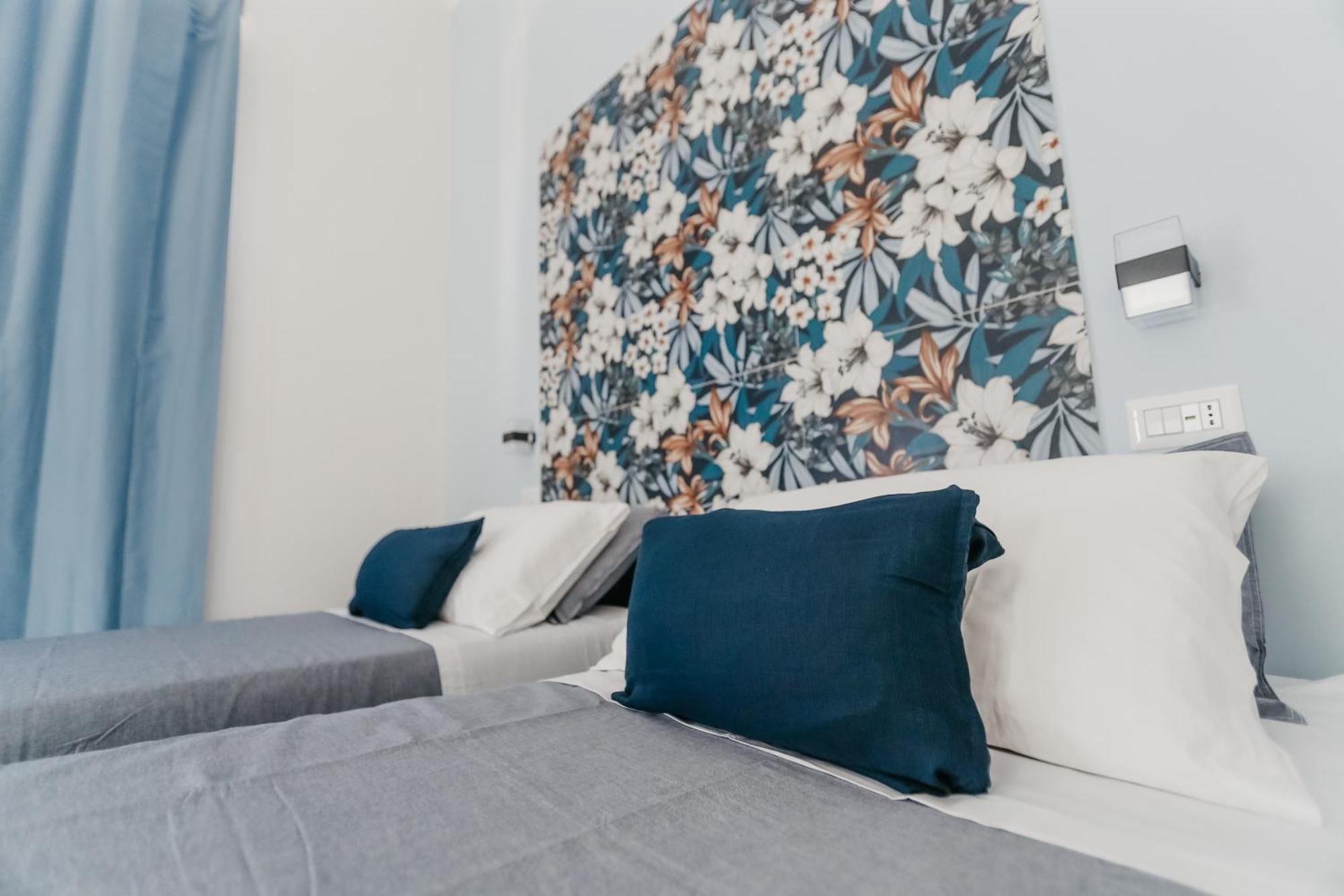 Domus Marina Rooms Νάπολη Εξωτερικό φωτογραφία